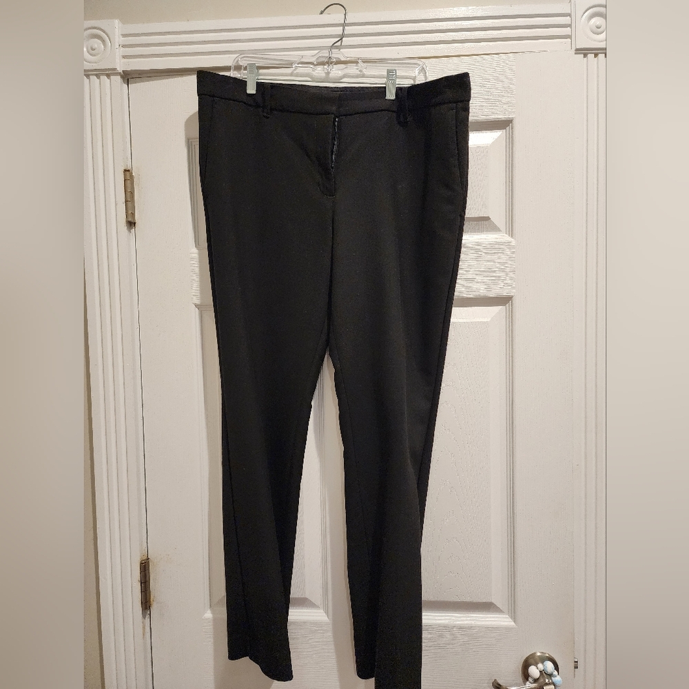EUC Ann Taylor size 14 trousers